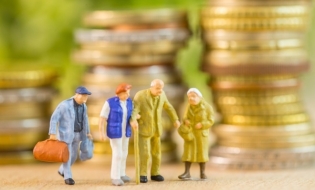 CNPP: 4.692.612 de pensionari, la finele lunii septembrie; pensia medie a fost de 2.775 de lei