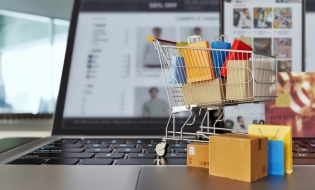 Piața locală de e-commerce, estimată la 7 miliarde de euro; peste 40% din total sunt vânzări transfontaliere