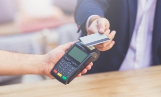 Suedia: Sistemul de plăți offline cu cardul va fi disponibil până la mijlocul anului viitor