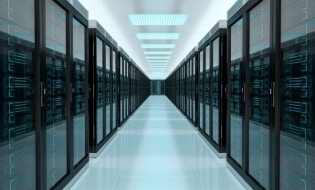 Moody's estimează că 3.000 de miliarde de dolari vor fi investite în centrele de date până în 2030