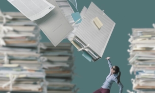 Guvernul invită cetățenii să ajute statul să se debirocratizeze pe platforma fara-hartie.gov.ro