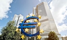 BCE a atenuat reglementările privind supervizarea creditorilor din zona euro