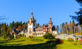 Platforma „România Atractivă”, disponibilă în șase limbi; 450 de noi obiective turistice incluse în program