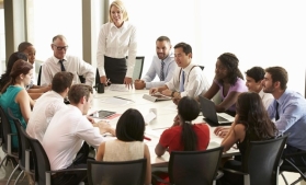 Studiu: Companiile deținute integral de femei sunt mai profitabile