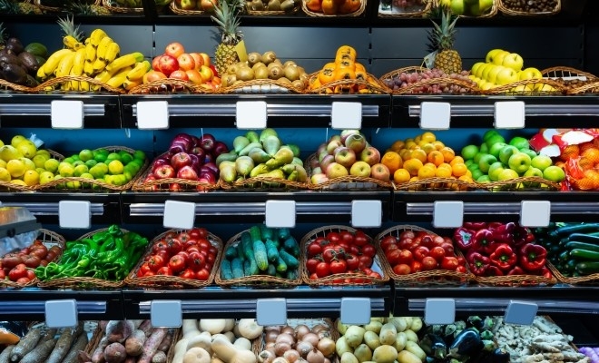 Magazinele din Bulgaria vor afișa din iulie prețurile în leva și în euro