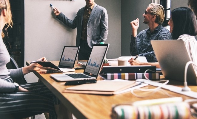 Depunerea și semnarea situațiilor financiare anuale: Profesioniștii contabili membri CECCAR, parteneri ai afacerilor conforme