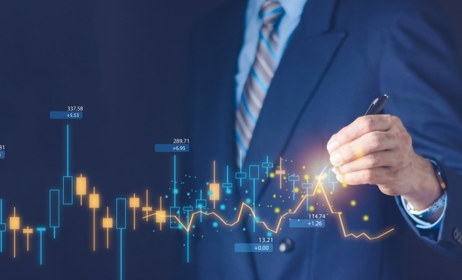 Guvernatorul BNR: Pentru întreg anul, creșterea economică este pozitivă, în jur de 1%