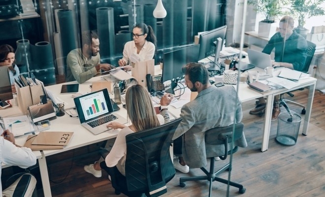 Guvernul a adoptat pachetul administrativ. Reducerea numărului de posturi și a cheltuielilor de personal din administrația centrală și locală, descentralizare și creșterea capacității administrative