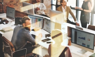 Raport: Munca temporară devine un instrument strategic pentru companiile din România