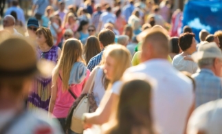 Populația Uniunii Europene a atins un nivel record de peste 450 de milioane de persoane grație migrației