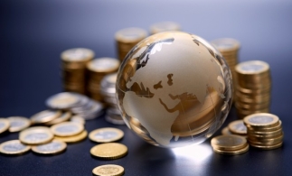 IIF: Datoria mondială a atins un nou maxim istoric de peste 324.000 de miliarde de dolari, în primul trimestru