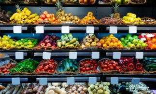 Magazinele din Bulgaria vor afișa din iulie prețurile în leva și în euro