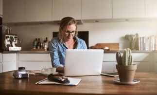 Eurostat: 8% din europeni trăiesc în gospodării cu intensitate foarte redusă a muncii, față de doar 4,3% dintre români