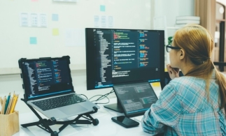 IT-ul domină în continuare topul salariilor cele mai mari; la polul opus, saloanele de înfrumusețare