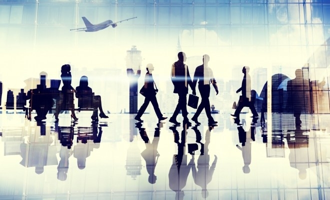 Creștere de peste 87% a numărului de pasageri care au tranzitat aeroporturile din România, în 2022