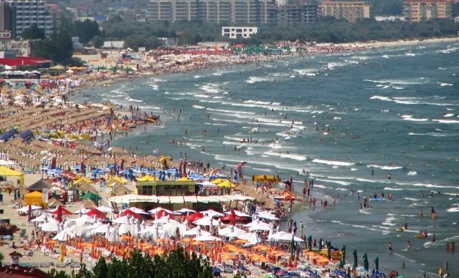 Situația plajelor de pe litoralul românesc și dezvoltarea domeniilor schiabile, în analiza miniștrilor Turismului și Mediului