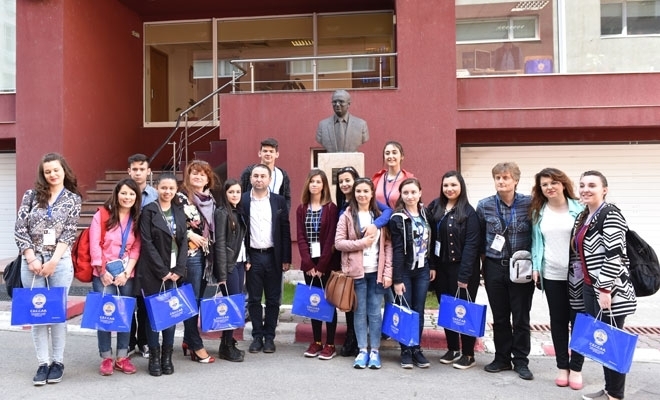 Elevi ai unui liceu din Turcia, în vizită de studiu la Filiala CECCAR București