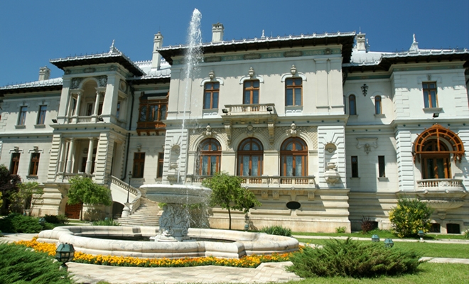 Muzeul Naţional Cotroceni prelungeşte temporar programul de vizitare