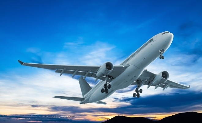 Cererea mondială de călătorii cu avionul a crescut cu peste 76%, în iunie