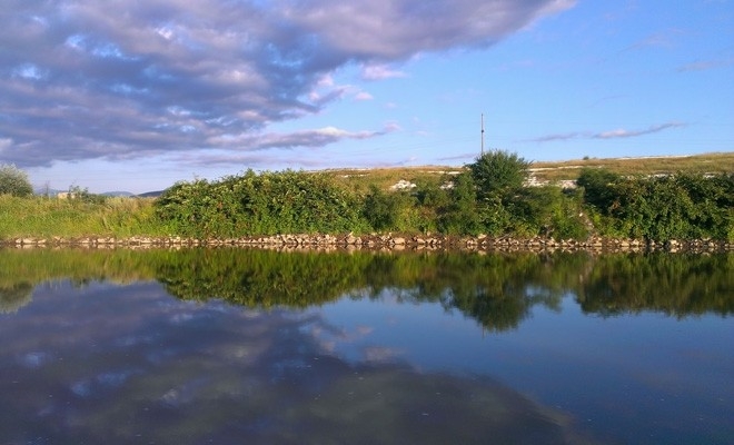 ANAR: Cursul preorășenesc al râului Dâmbovița, ecologizat pe o lungime de 3,5 kilometri