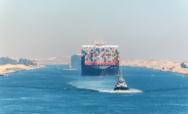 Șeful Autorității Canalului Suez estimează la un miliard de dolari pierderile provocate de blocarea navei Ever Given