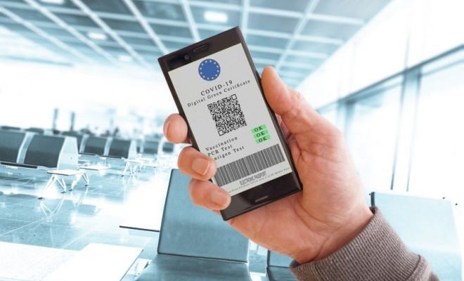 CNAB: Pasagerii care au certificat digital nu mai trec prin controlul DSP la aeroport