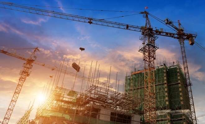 Lucrările de construcţii s-au redus cu 5% în UE, anul trecut
