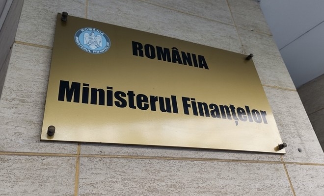 MF: Începând de astăzi, românii pot investi în titlurile de stat Tezaur cu dobânzi neimpozabile de până la 6,75% pe an
