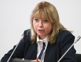 Anca Dragu, ministrul Finanțelor Publice